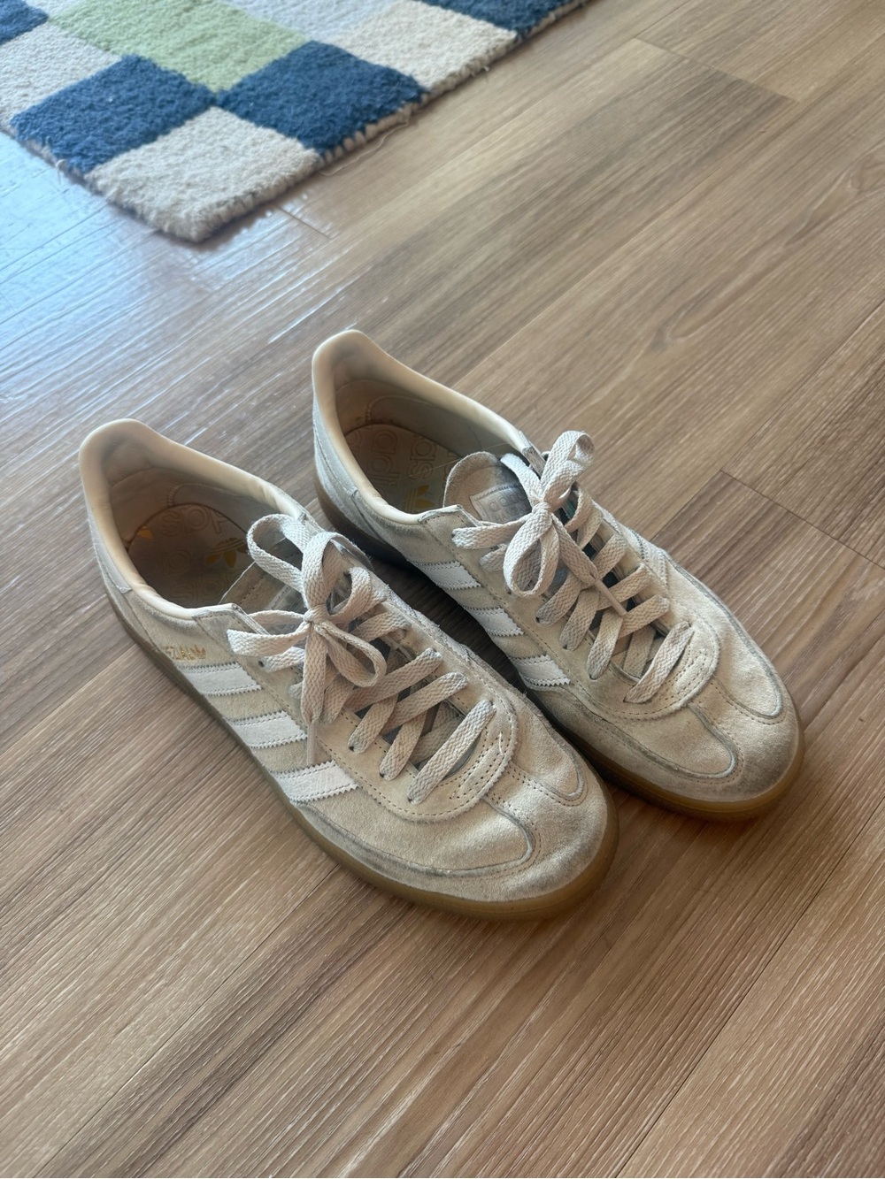 Adidas Spezial in beige